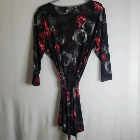 Ms Tina | Blouse | Faux Wrap | Black & Red | Sz 1X - Picture 5 of 5